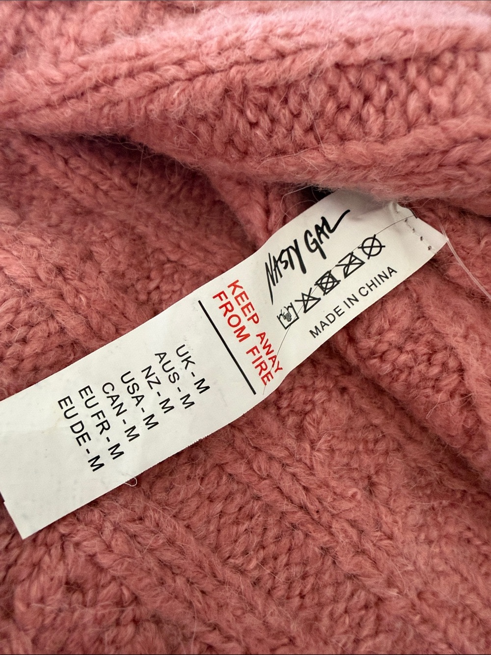 Nasty Gal Dusty Rose Cable Knit Cropped Cardigan - Picture 2 of 6